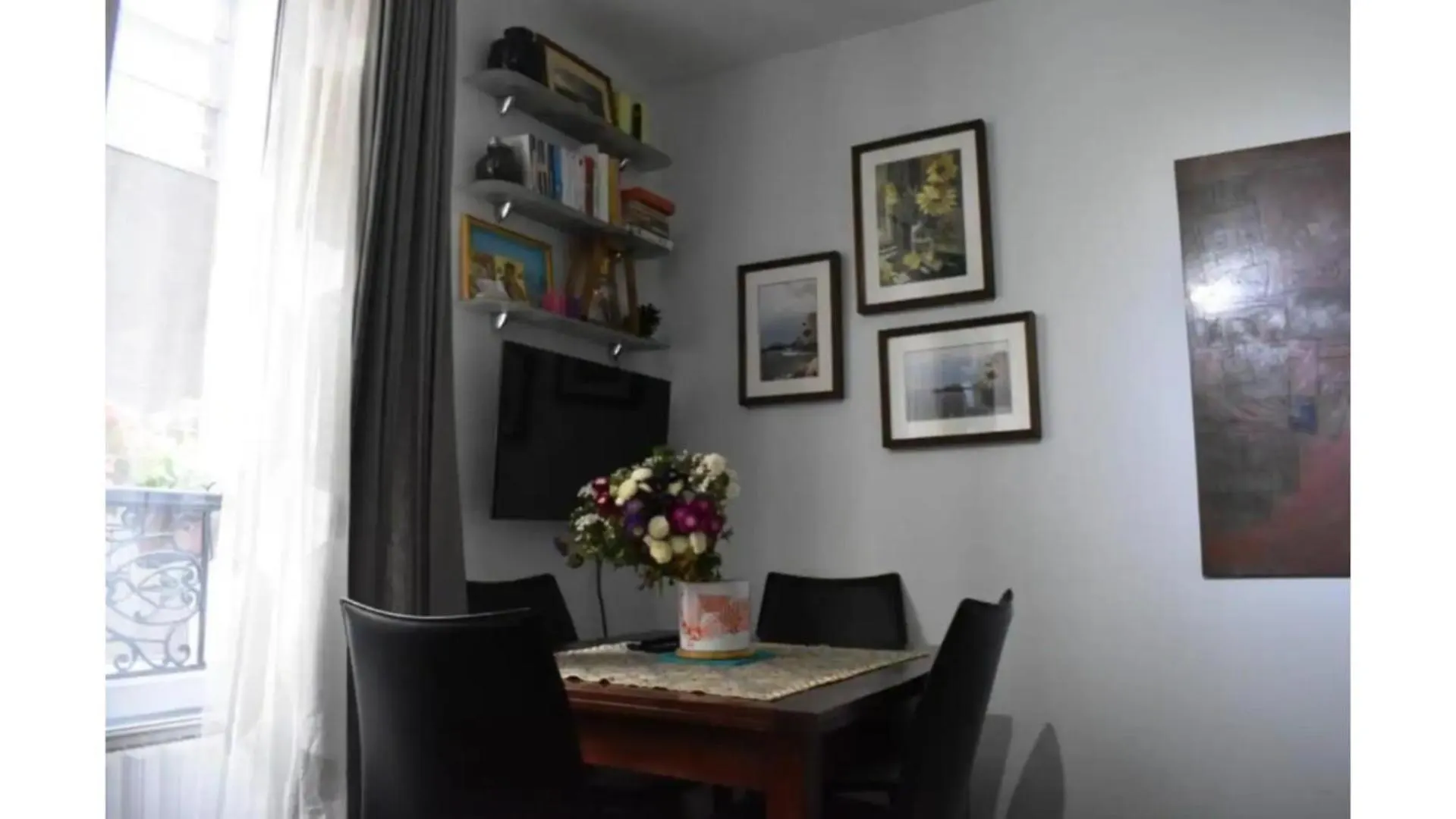 Charming Apartment Near The Eiffel Tower Παρίσι